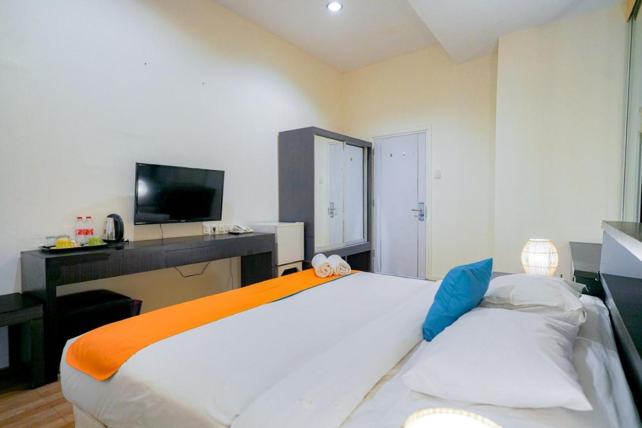 Reddoorz @ Sunset Point Seminyak Otel Dış mekan fotoğraf