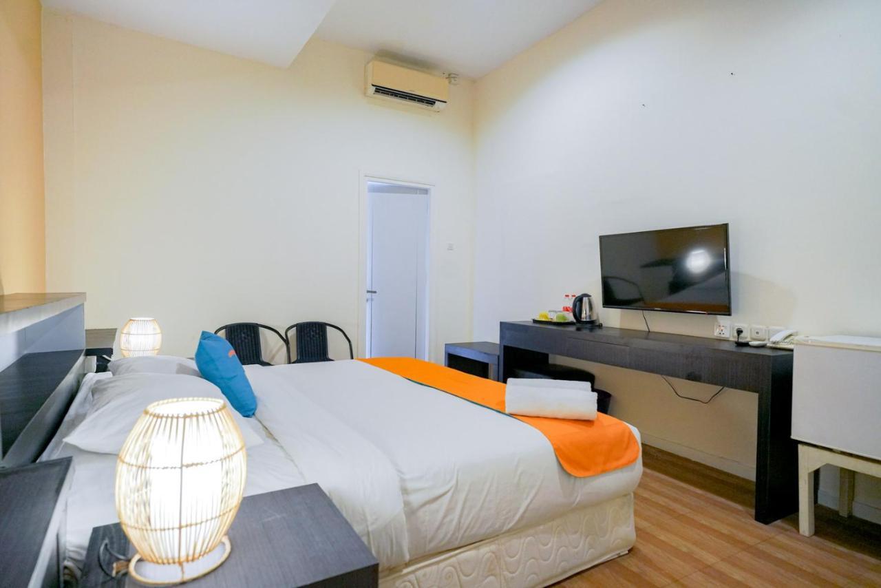 Reddoorz @ Sunset Point Seminyak Otel Dış mekan fotoğraf
