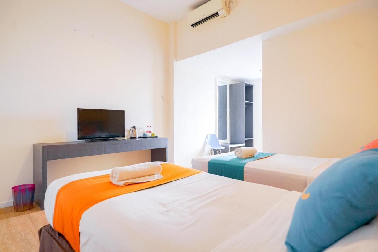 Reddoorz @ Sunset Point Seminyak Otel Dış mekan fotoğraf